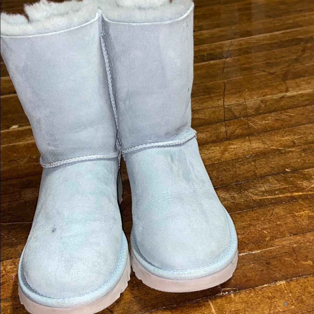 Baby blue Uggs